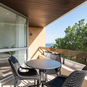 Coastal Charm By Lovelystay Oeiras